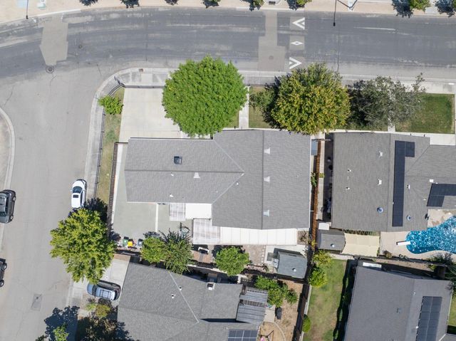 9713 Thornton Rd, Stockton, CA 95209