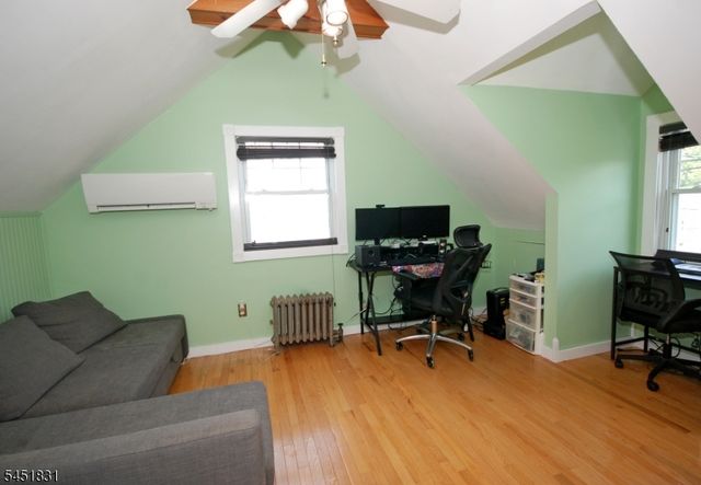 131 Weiss Ter, Raritan Boro, NJ 08869
