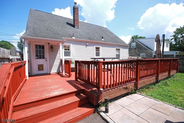 131 Weiss Ter, Raritan Boro, NJ 08869