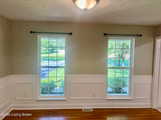 65 Cypress Dr, Elizabethtown, KY 42701