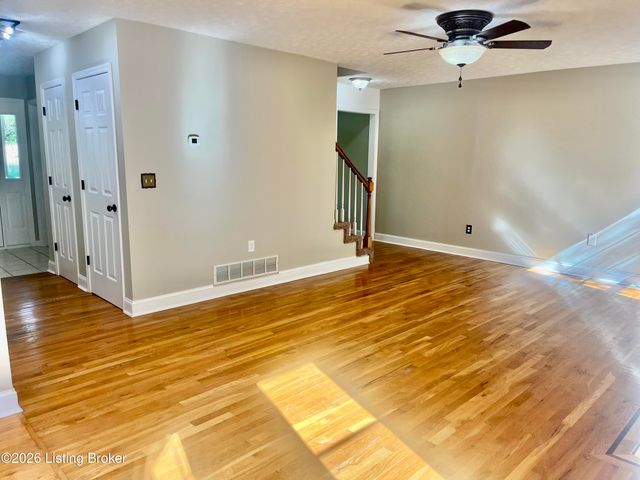 65 Cypress Dr, Elizabethtown, KY 42701