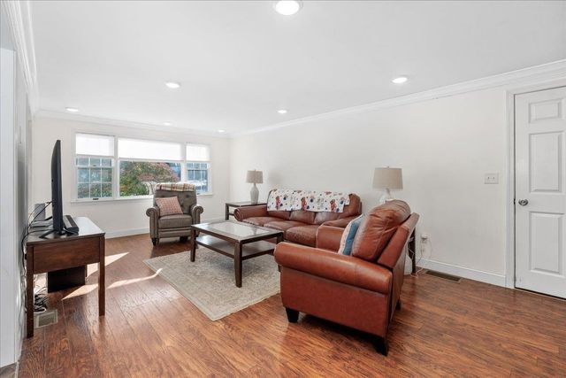 605 Wallis Road, Rye, NH 03870