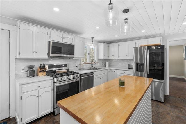 605 Wallis Road, Rye, NH 03870