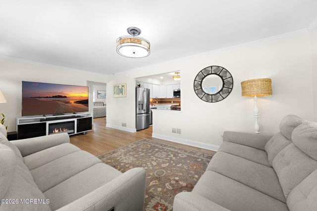 2717 Shady Glen Avenue, Point Pleasant, NJ 08742