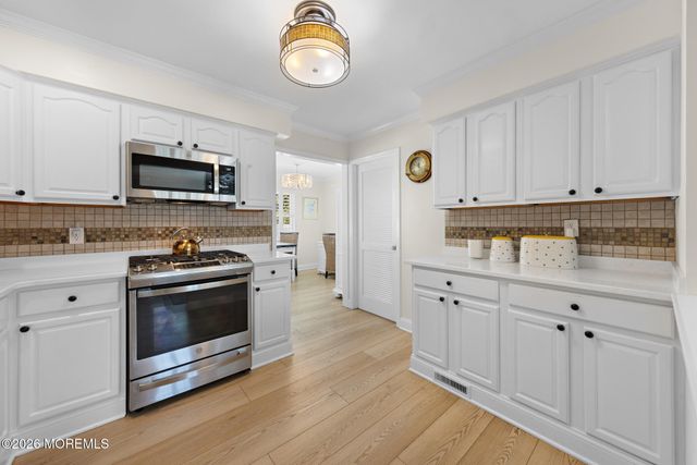 2717 Shady Glen Avenue, Point Pleasant, NJ 08742