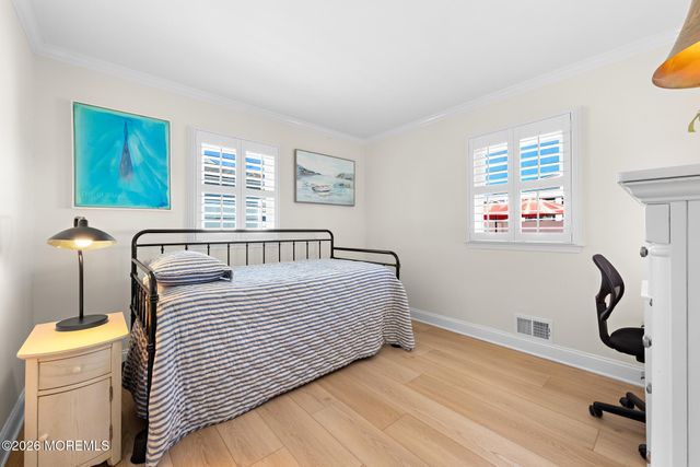 2717 Shady Glen Avenue, Point Pleasant, NJ 08742
