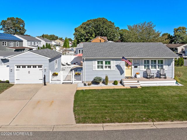 2717 Shady Glen Avenue, Point Pleasant, NJ 08742
