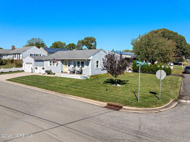 2717 Shady Glen Avenue, Point Pleasant, NJ 08742