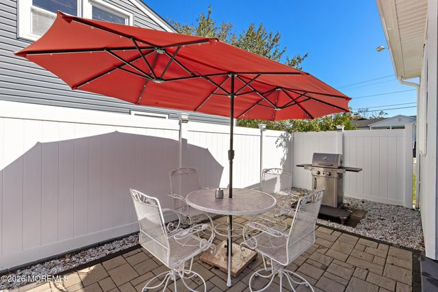 2717 Shady Glen Avenue, Point Pleasant, NJ 08742