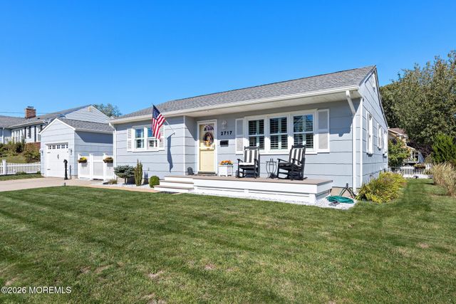 2717 Shady Glen Avenue, Point Pleasant, NJ 08742