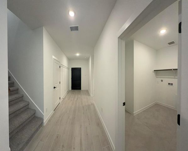 4727 Bay Vista Drive, Baytown, TX 77523