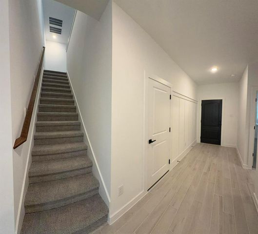 4727 Bay Vista Drive, Baytown, TX 77523