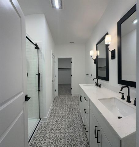 4727 Bay Vista Drive, Baytown, TX 77523