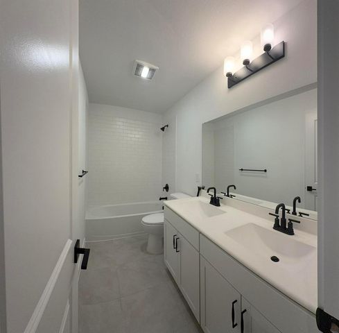 4727 Bay Vista Drive, Baytown, TX 77523