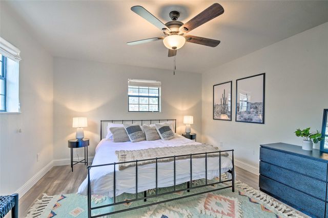 2444 S Lakeview Drive, Gordon, TX 76453