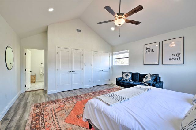 2444 S Lakeview Drive, Gordon, TX 76453