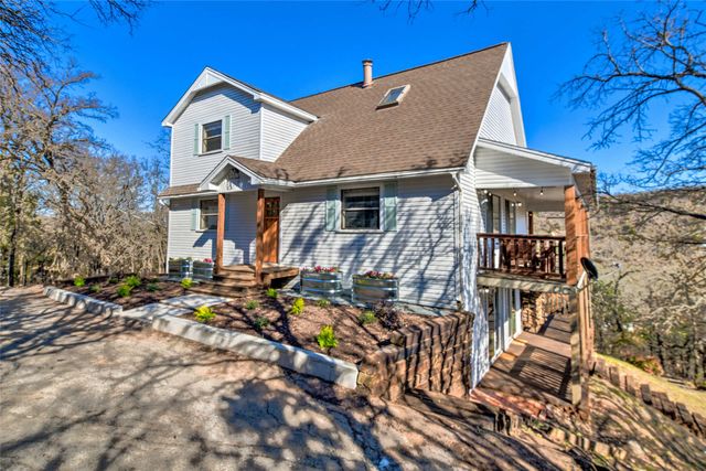 2444 S Lakeview Drive, Gordon, TX 76453