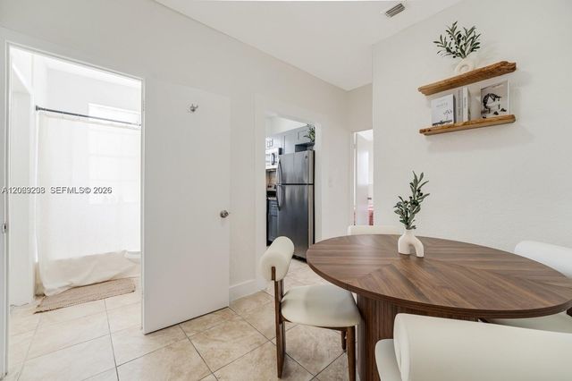 301 SW 10th Avenue 7, Miami, FL 33130