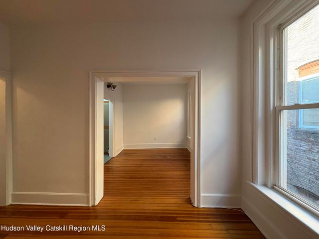 302 Wall Street 3rd Fl, Kingston, NY 12401