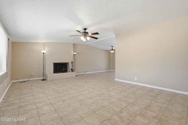 5221 E 4th Street, Tucson, AZ 85711