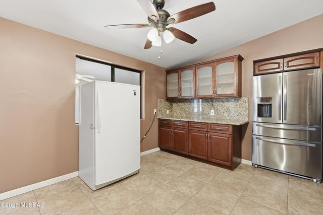 5221 E 4th Street, Tucson, AZ 85711