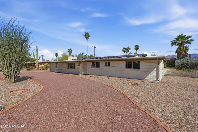 5221 E 4th Street, Tucson, AZ 85711