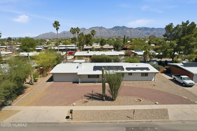 5221 E 4th Street, Tucson, AZ 85711