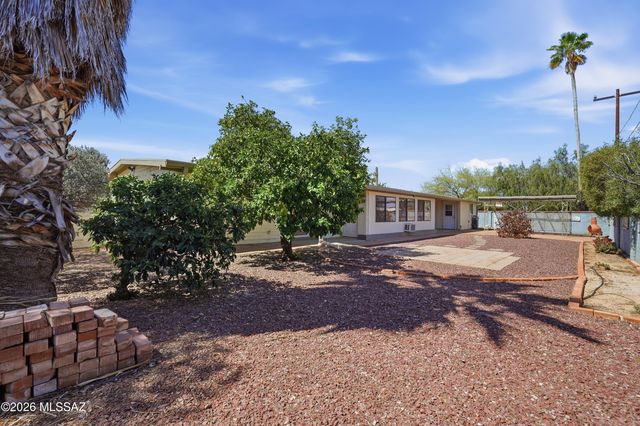 5221 E 4th Street, Tucson, AZ 85711