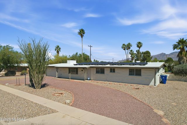 5221 E 4th Street, Tucson, AZ 85711