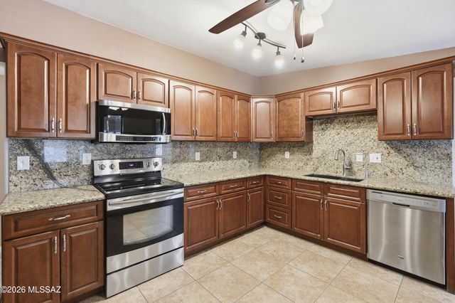 5221 E 4th Street, Tucson, AZ 85711