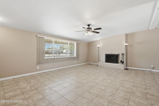 5221 E 4th Street, Tucson, AZ 85711