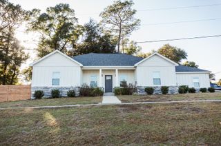 2810 Pinnacle Point Drive, Crestview, FL 32539