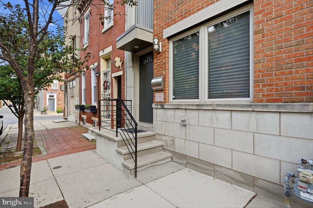1243 CREASE ST #1, PHILADELPHIA, PA 19125 — exterior
