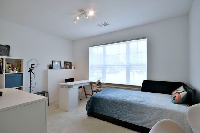 803 Lee Street, Des Plaines, IL 60016