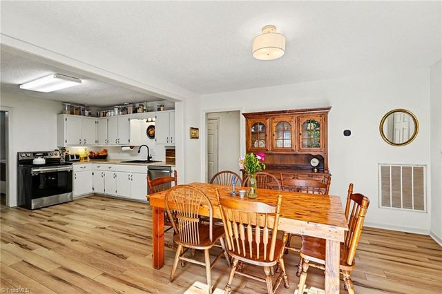 9501 US Highway 64 W, Trinity, NC 27370