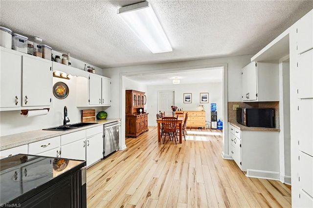 9501 US Highway 64 W, Trinity, NC 27370