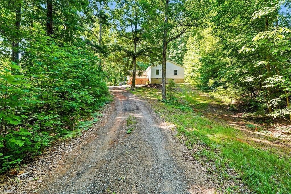 9501 US Highway 64 W, Trinity, NC 27370