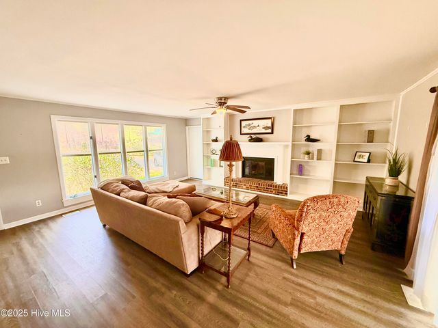 1214 Lupton Drive, Oriental, NC 28571