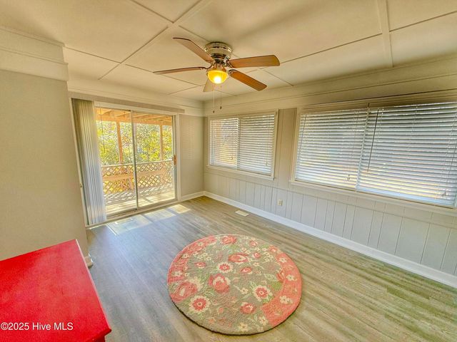 1214 Lupton Drive, Oriental, NC 28571