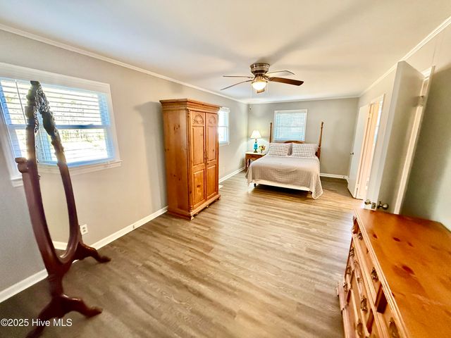 1214 Lupton Drive, Oriental, NC 28571