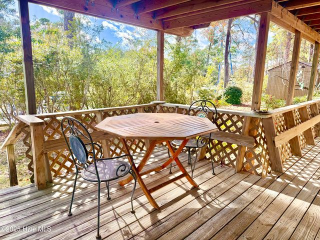 1214 Lupton Drive, Oriental, NC 28571