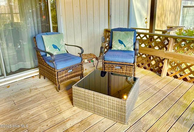 1214 Lupton Drive, Oriental, NC 28571