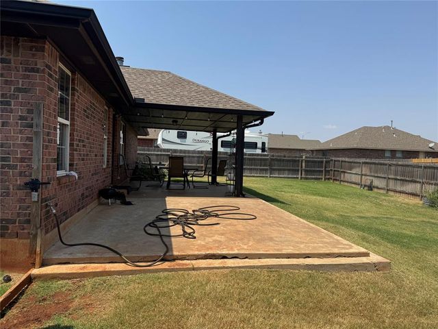 1121 NW Phils Way, Piedmont, OK 73078
