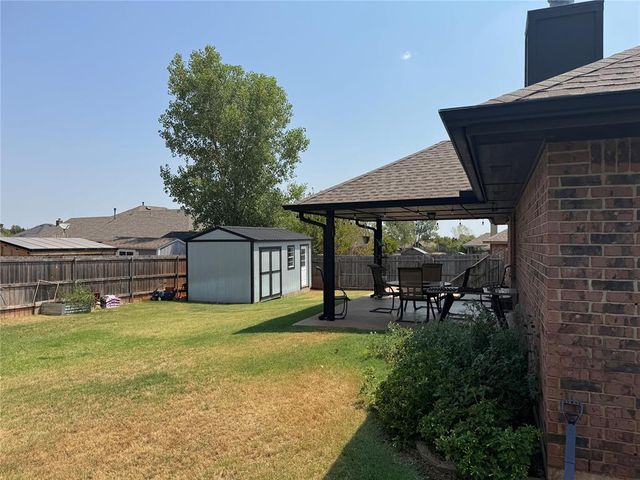1121 NW Phils Way, Piedmont, OK 73078