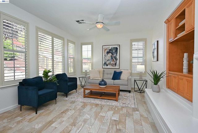 4541 Sweetgale Dr, San Ramon, CA 94582