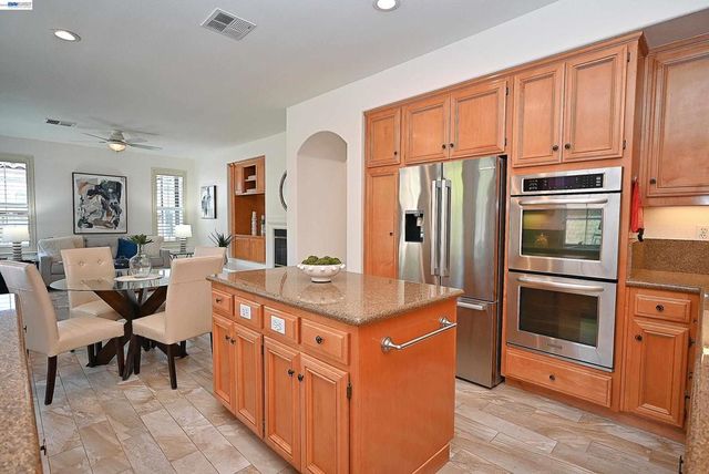 4541 Sweetgale Dr, San Ramon, CA 94582