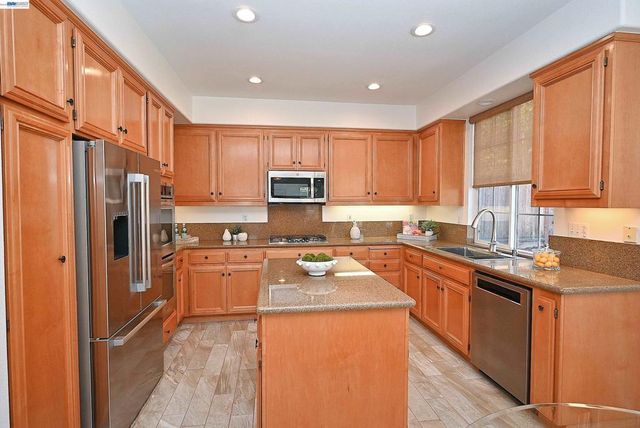 4541 Sweetgale Dr, San Ramon, CA 94582