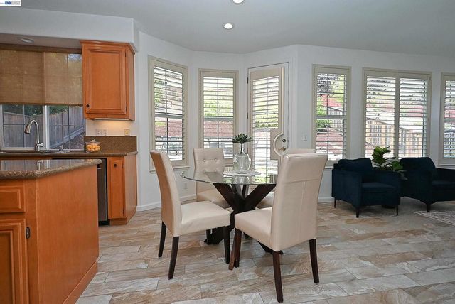 4541 Sweetgale Dr, San Ramon, CA 94582