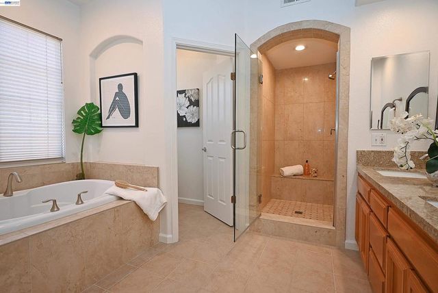 4541 Sweetgale Dr, San Ramon, CA 94582