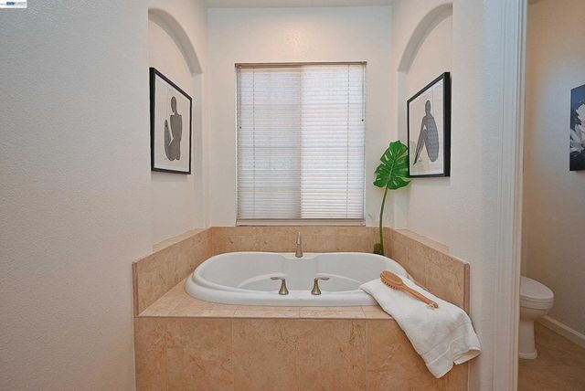 4541 Sweetgale Dr, San Ramon, CA 94582